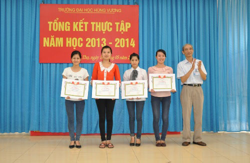 Tong ket cong tac thuc tap nam hoc 2013 – 2014